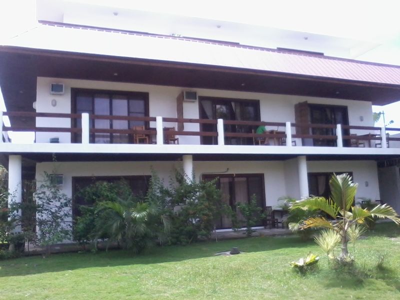 Panglao Palms Apartelle Hotel Exterior photo